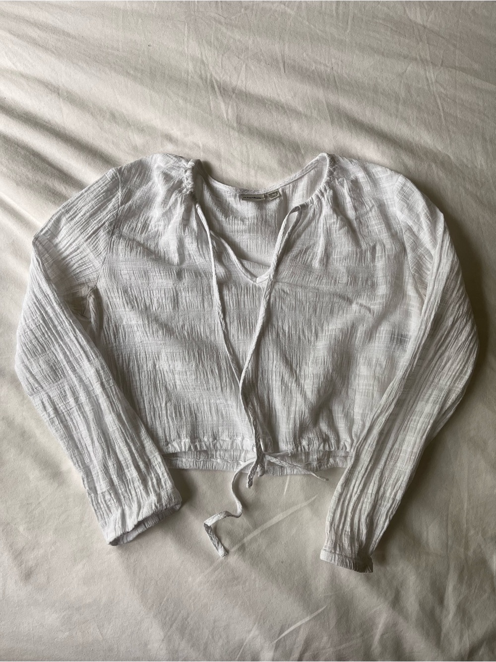 Rhythm Kiara Long Sleeve Top in white crop top blouse medium